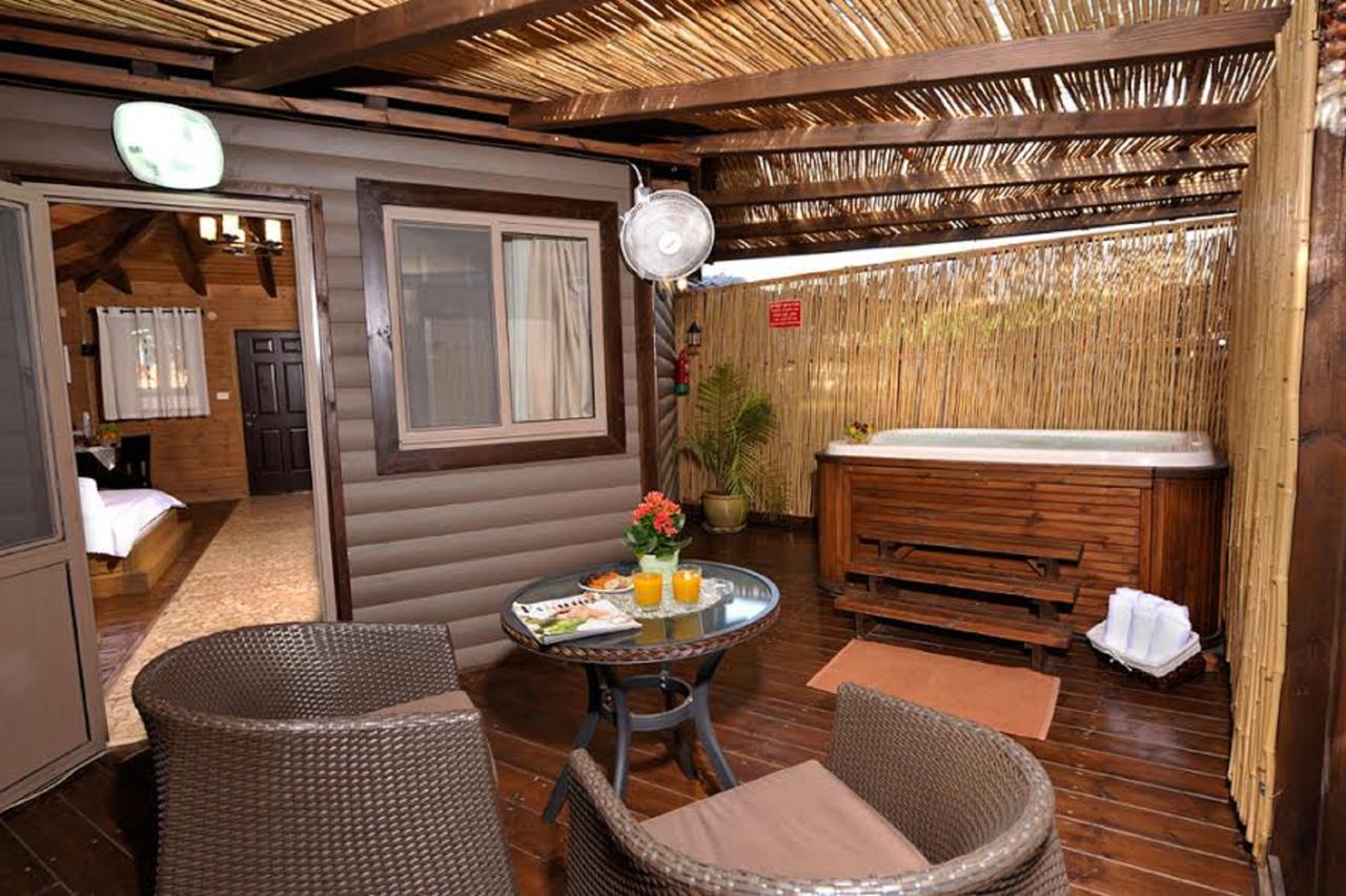 Talia Cabin Guest & Spa Rosh Pinna Eksteriør billede